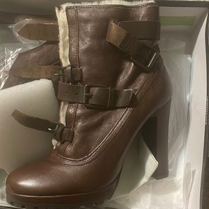 Dolce Vita Lined Leather Boots 
Color Brown 
Size 8.5
Original tag
Never worn